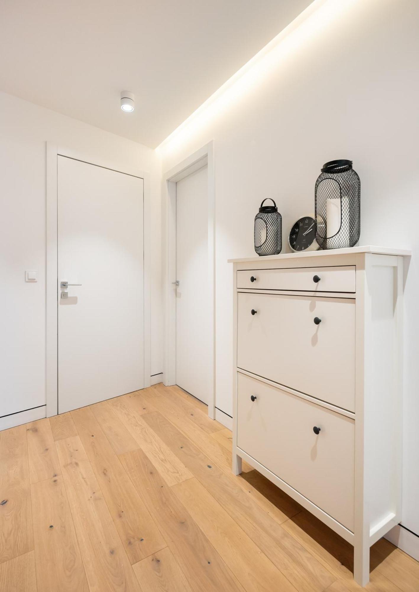 Solec Cristal Home Apartment Varsó Kültér fotó